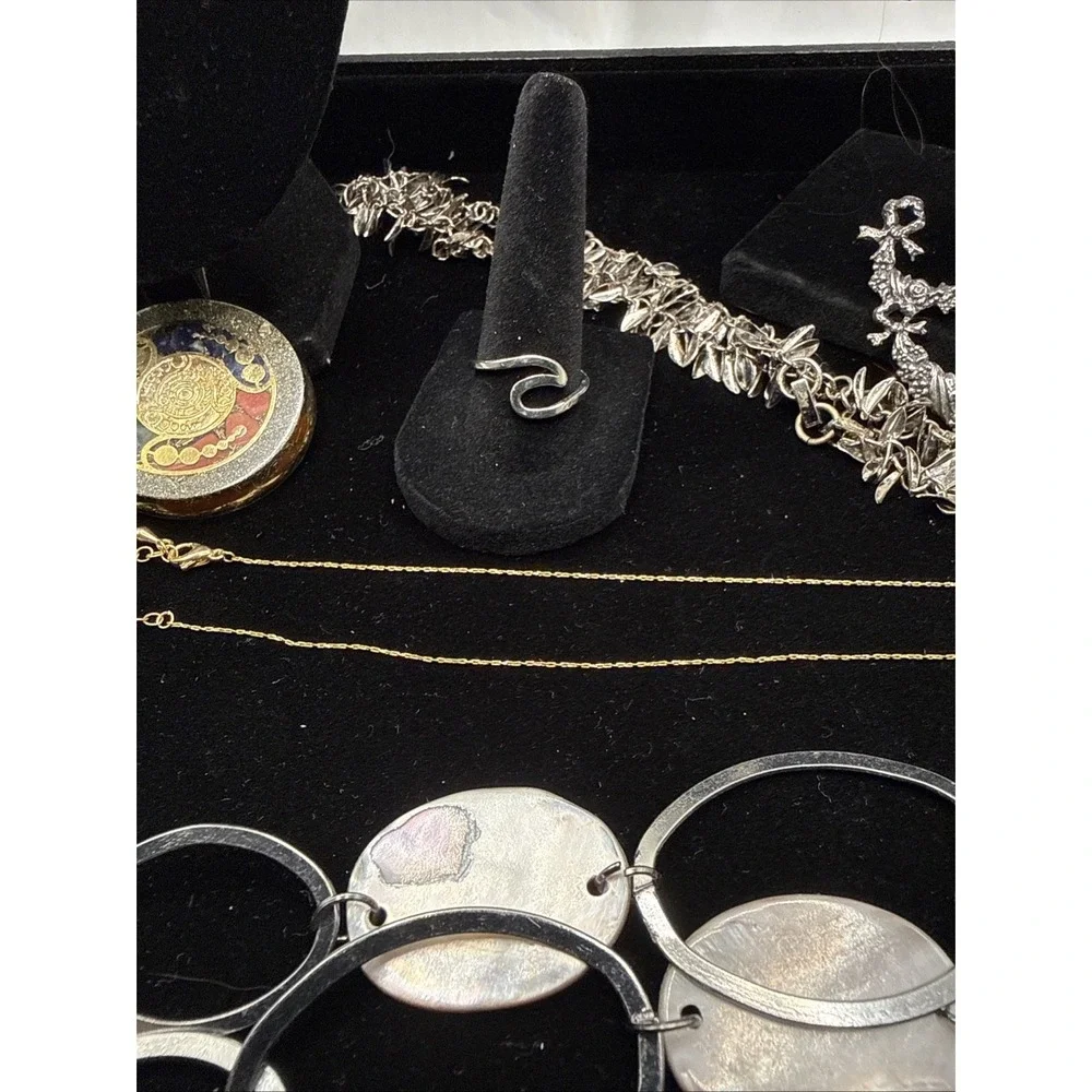 Vintage Lot of 15‎ Necklaces, Bracelets, Earrings And/or Brooches See Pics